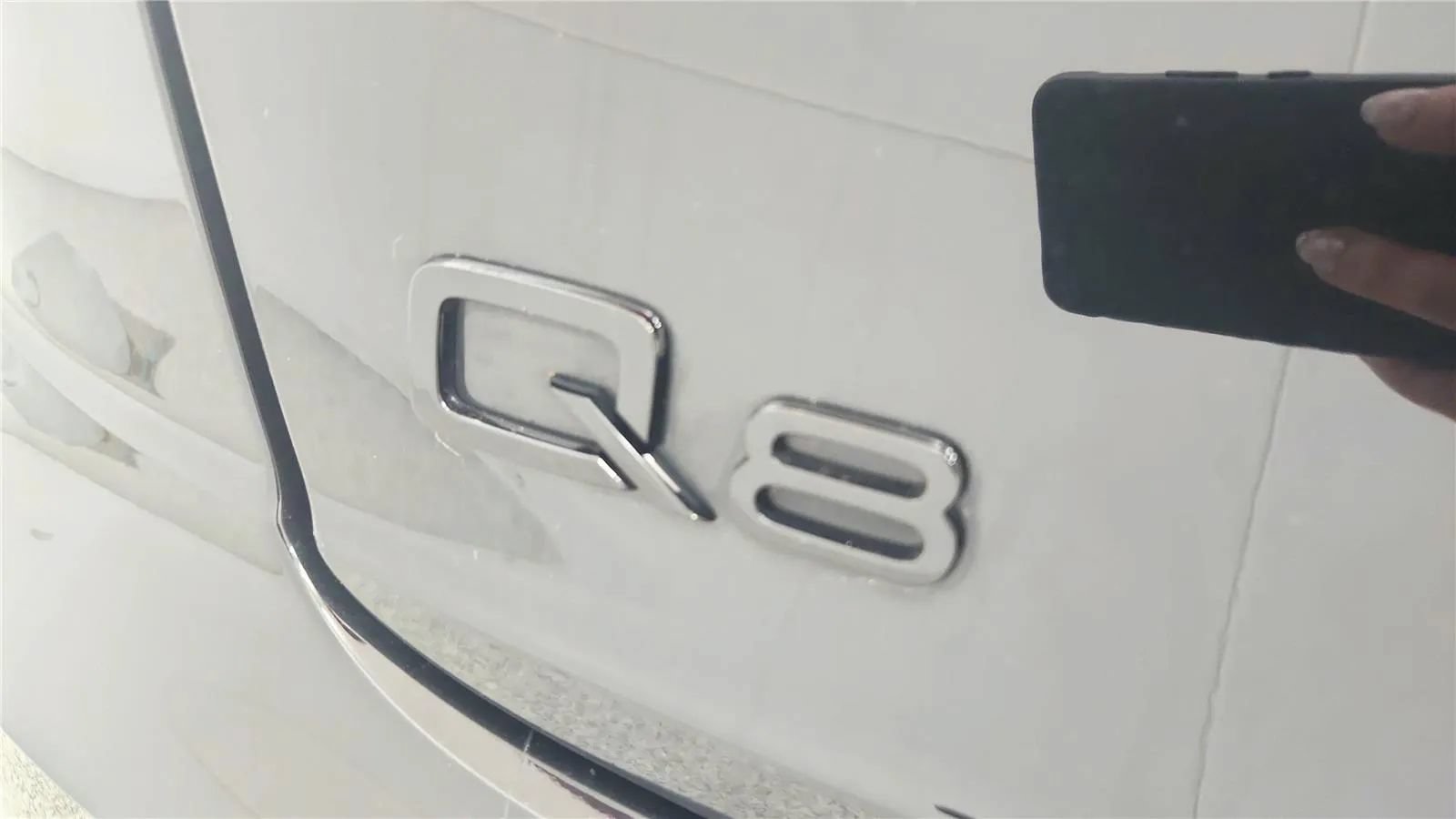 Used 2022 Audi Q8 Prestige AWD/4WD image 35