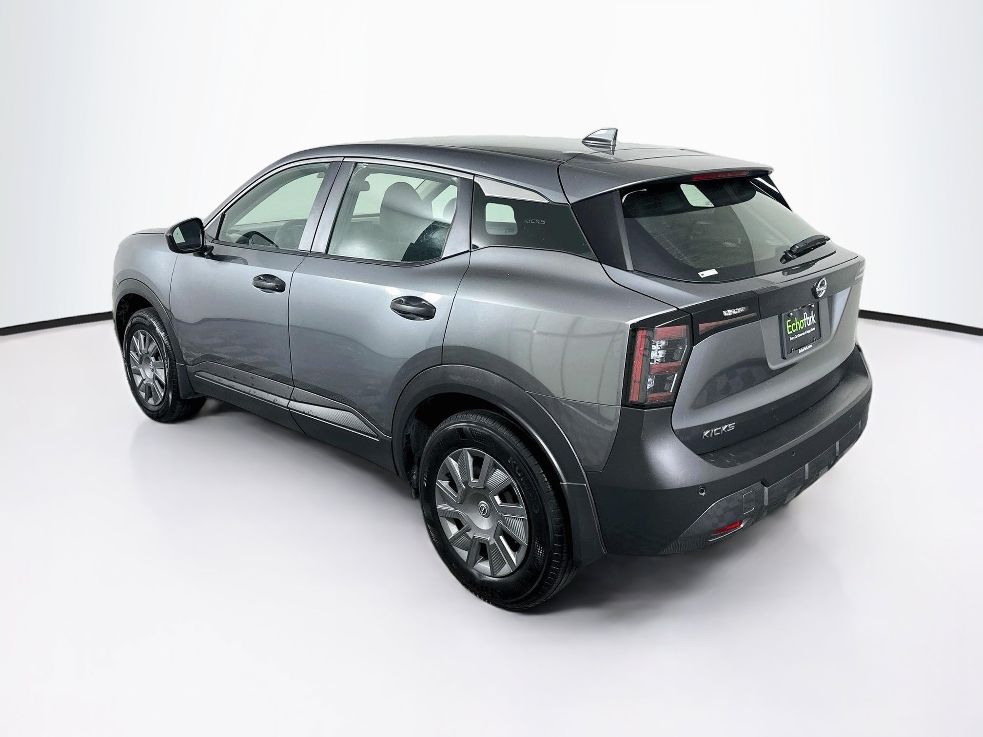 Used 2025 Nissan Kicks S FWD image 5