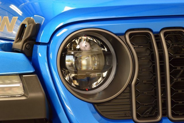 Used 2024 Jeep Wrangler Unlimited Rubicon 392 image 10