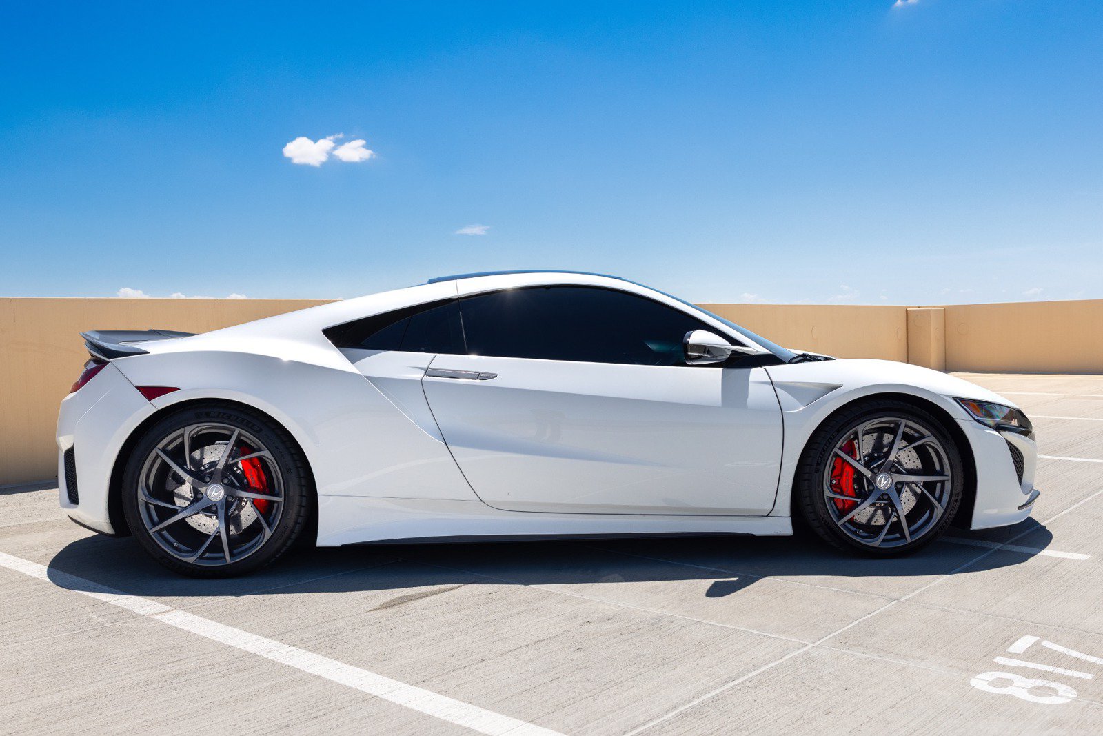 Used 2017 Acura NSX AWD/4WD image 6