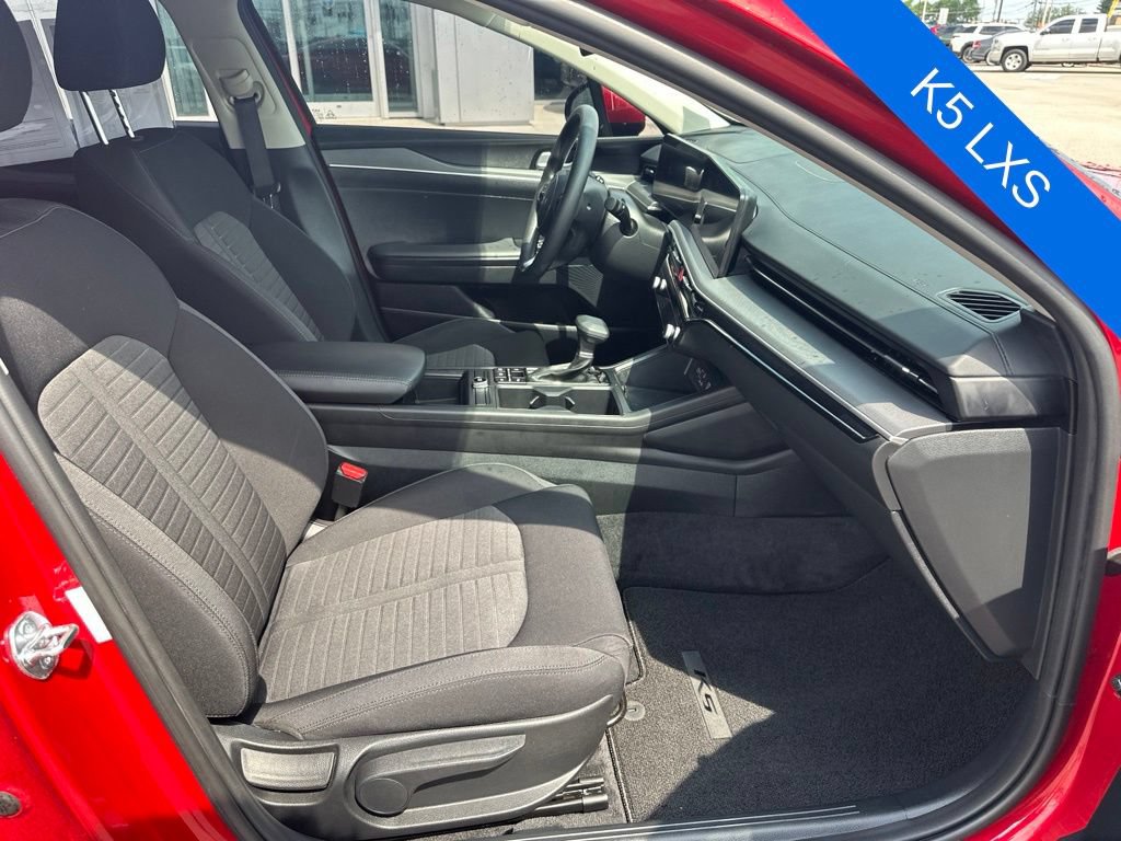 Used 2025 Kia K5 LXS FWD image 7