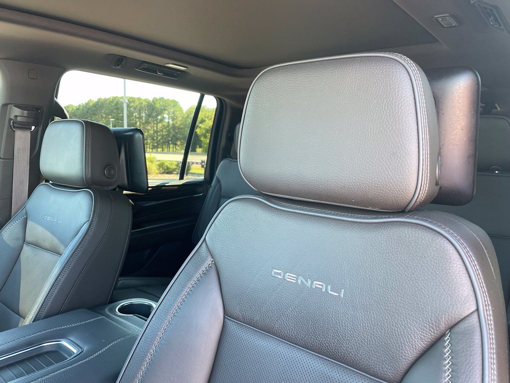 Used 2024 GMC Yukon XL Denali w/ Advanced Technology Package AWD/4WD image 23
