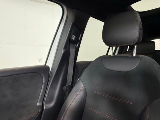 Used 2021 Mercedes-Benz GLB 250 image 20