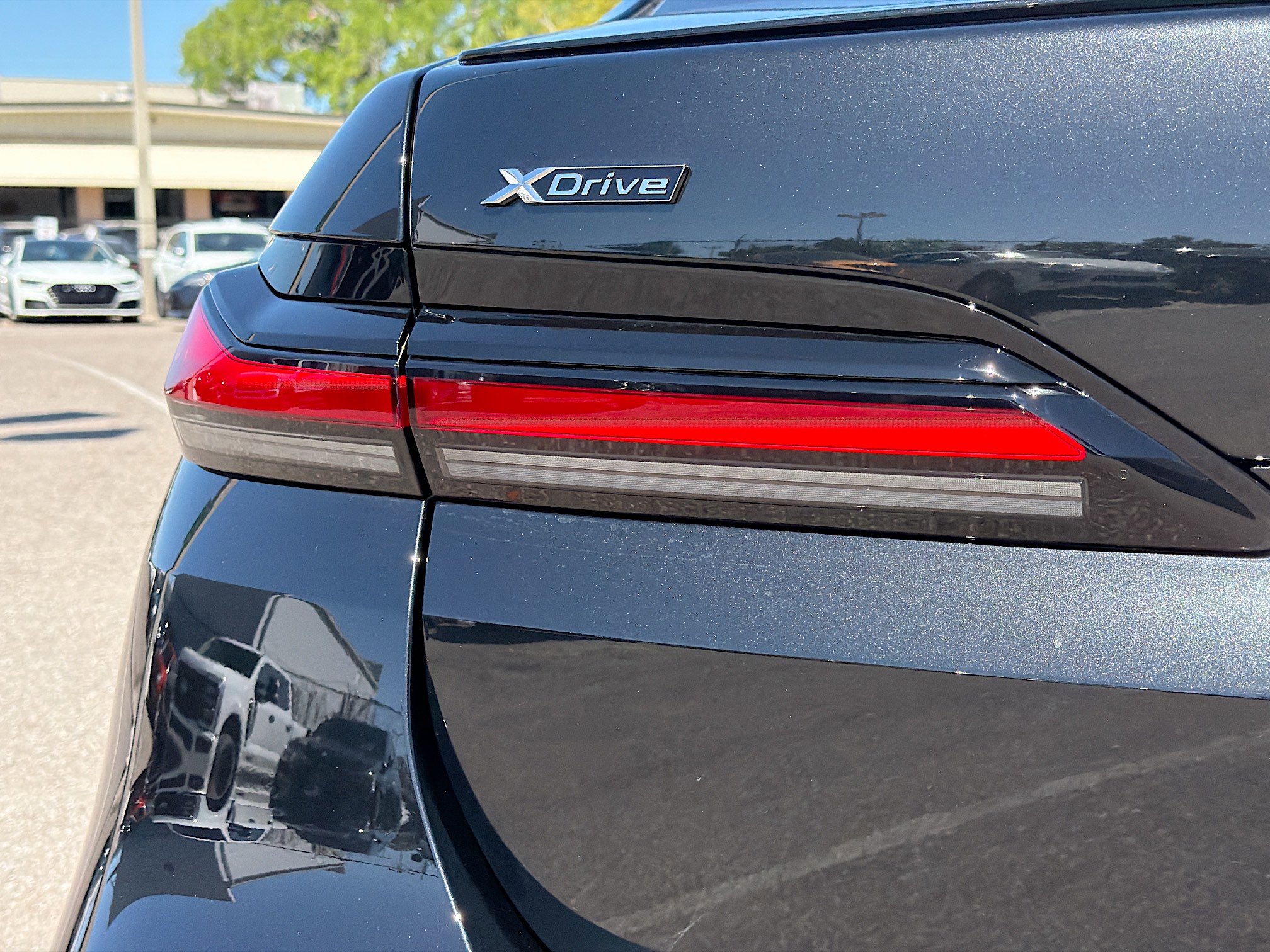 New 2026 BMW 740i xDrive w/ Premium Package image 10