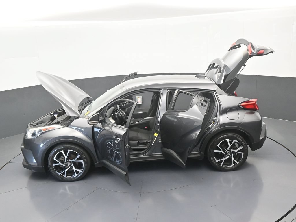 Used 2019 Toyota C-HR XLE FWD image 56