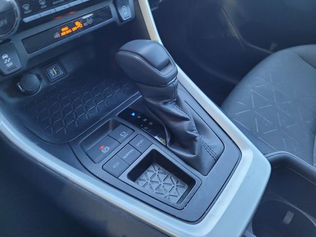Used 2024 Toyota RAV4 XLE image 12