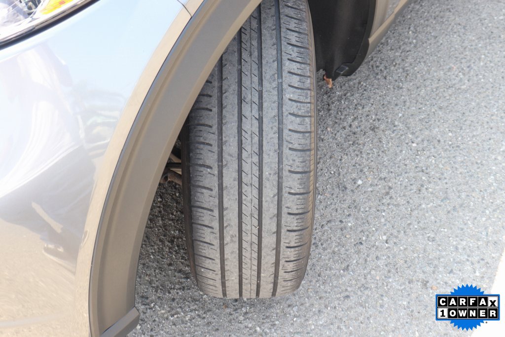 Used 2021 Ford Explorer XLT image 39