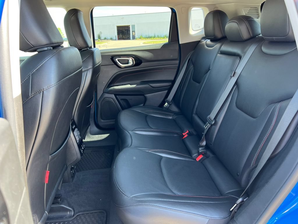 Used 2022 Jeep Compass Trailhawk w/ Trailhawk Elite Group AWD/4WD image 5