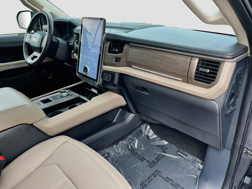 Used 2024 Ford Expedition Limited RWD image 37