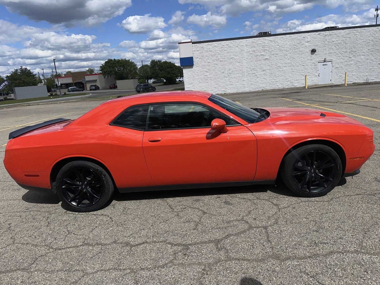 Used 2018 Dodge Challenger SXT w/ Blacktop Package RWD image 23