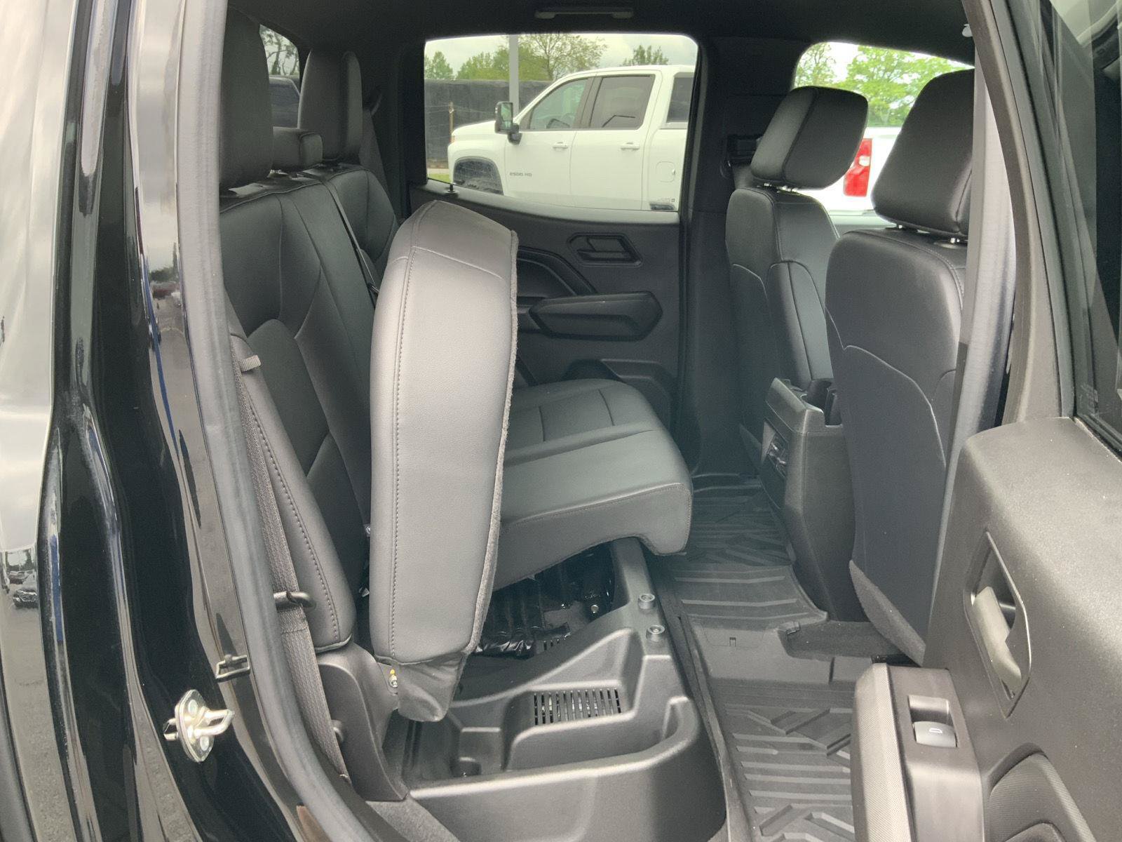 Used 2024 Chevrolet Colorado Trail Boss w/ LPO, Skid Plate Package AWD/4WD image 55
