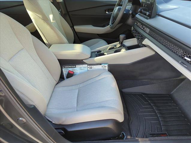 Certified 2025 Honda Accord SE image 22