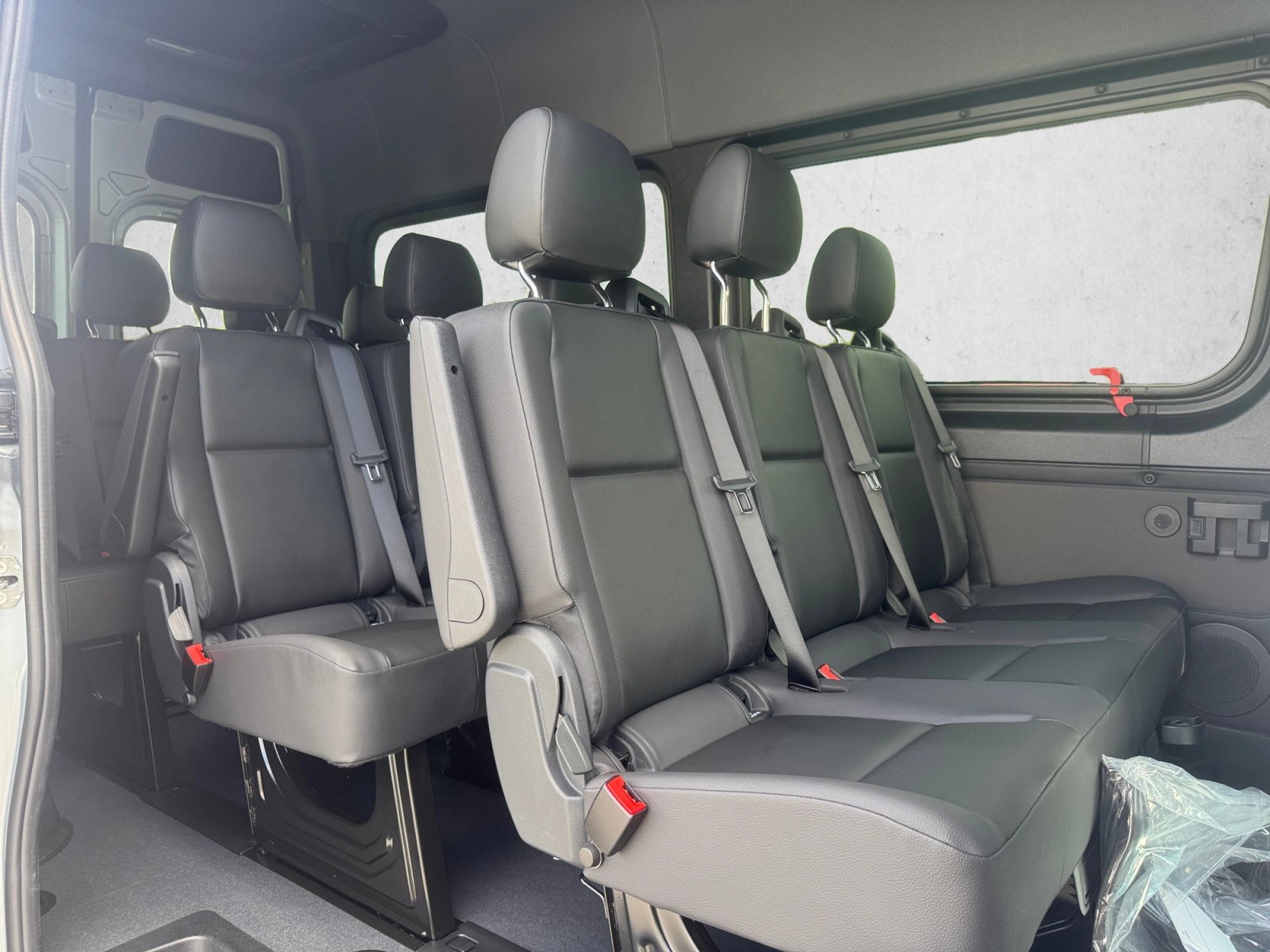 New 2026 Mercedes-Benz Sprinter 2500 image 17