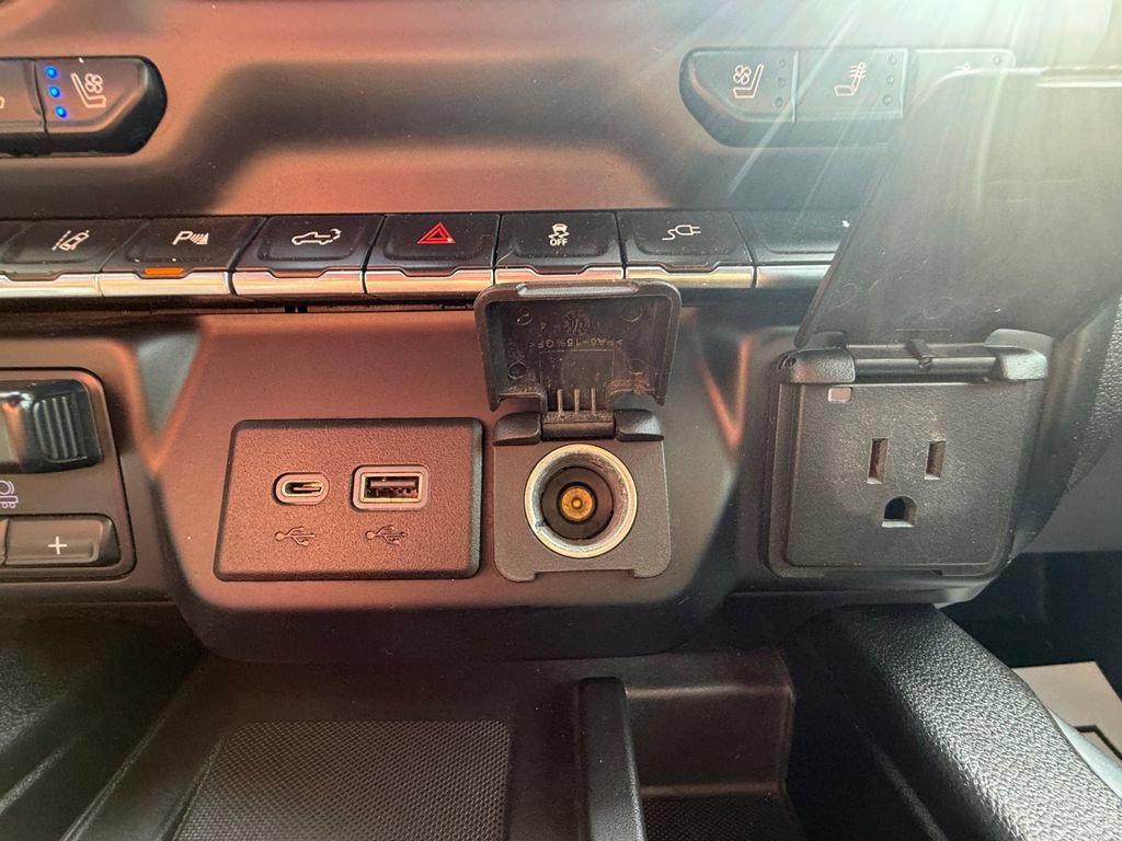 Used 2020 GMC Sierra 3500 Denali w/ Denali Ultimate Package AWD/4WD image 33