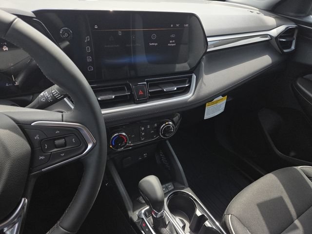 New 2026 Chevrolet TrailBlazer LT w/ LT Cold Weather Package AWD/4WD image 34