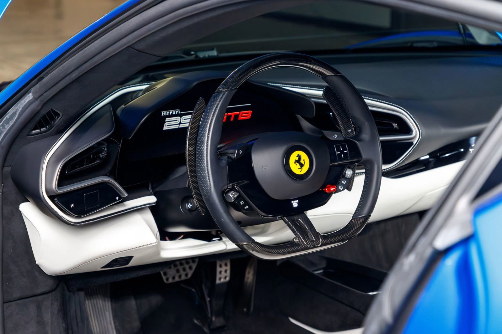 Used 2023 Ferrari 296 GTB RWD image 99