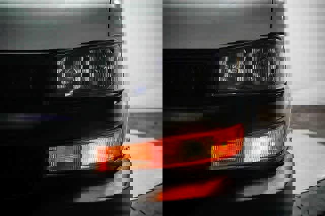 Used 2020 Chevrolet Express 2500 Extended w/ Communications Package image 4