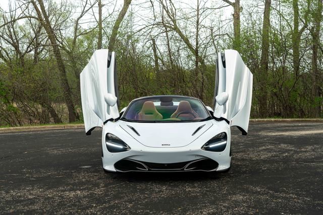 Used 2020 McLaren 720S Luxury RWD image 38
