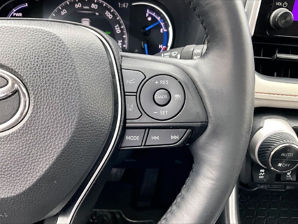 Used 2024 Toyota RAV4 XLE w/ Convenience Package AWD/4WD image 24