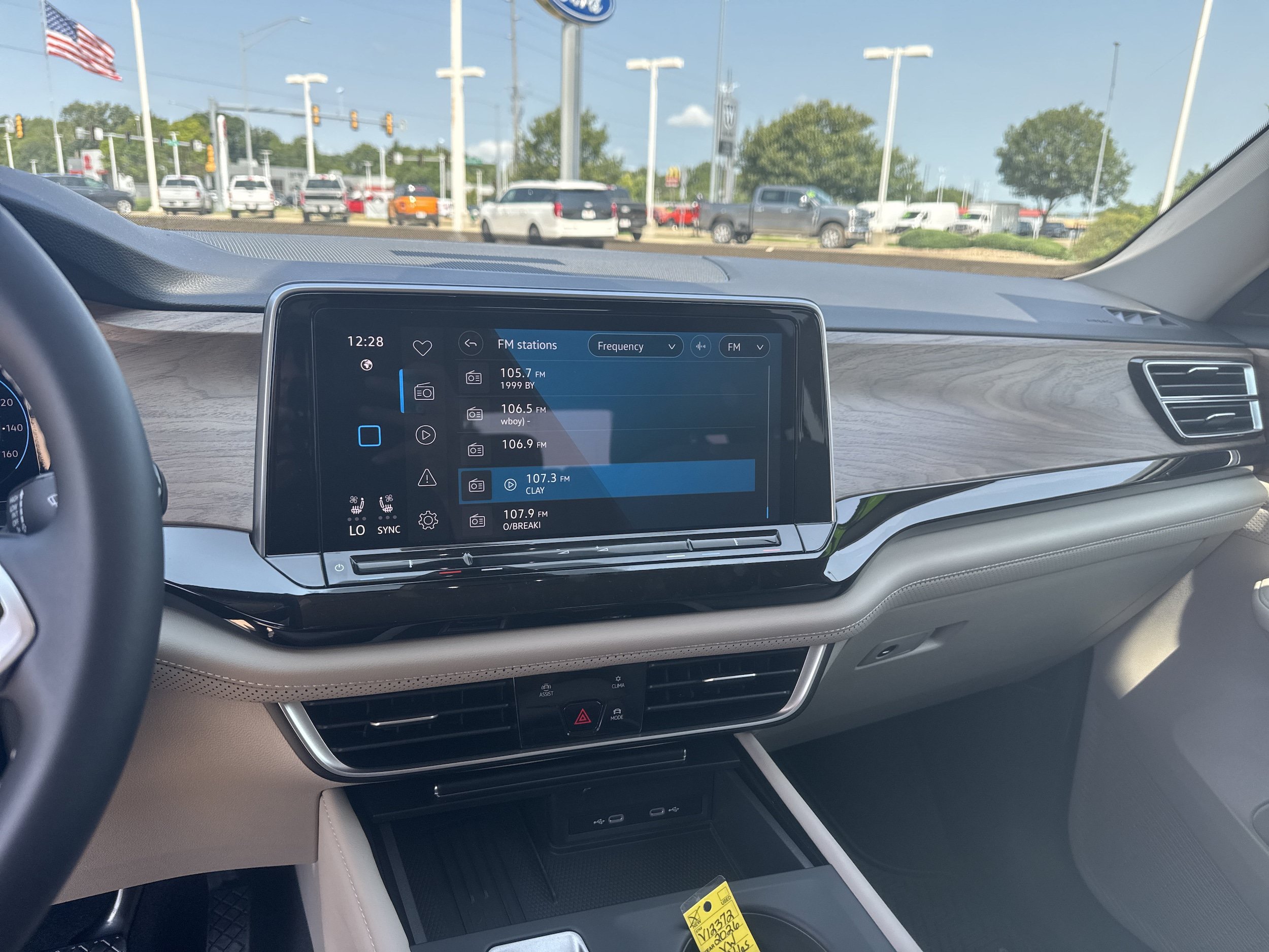 New 2026 Volkswagen Atlas SE AWD/4WD image 17
