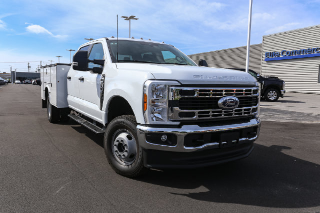 New 2026 Ford F350 XL w/ XL Chrome Package AWD/4WD image 3