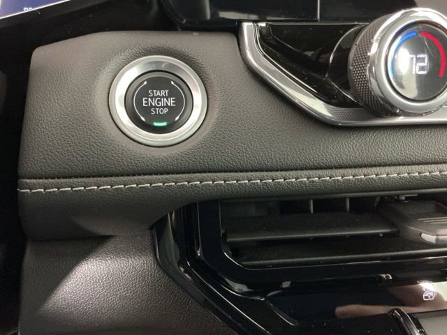 Used 2024 Chevrolet Colorado LT w/ LT Convenience Package III image 24