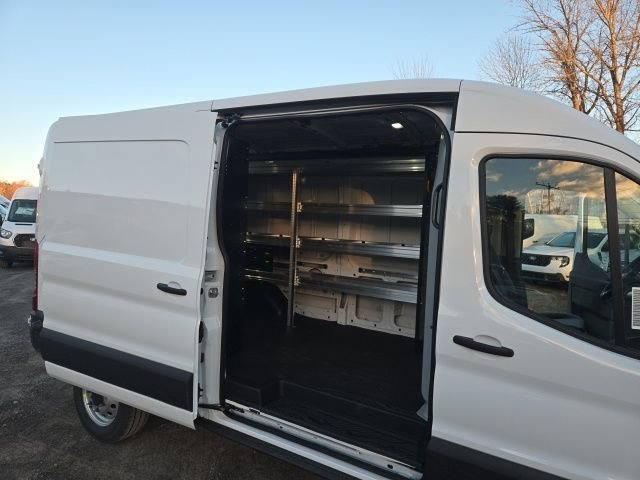 New 2026 Ford Transit 250 148 Medium Roof Extended AWD image 26