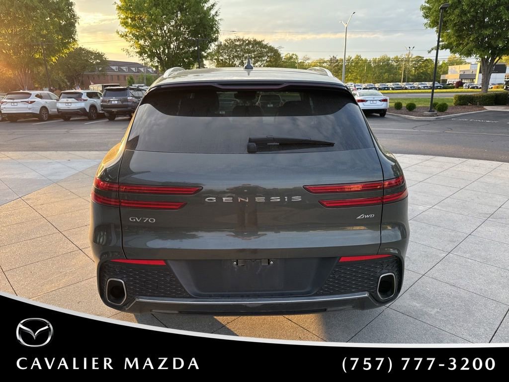 Used 2025 Genesis GV70 2.5T image 5