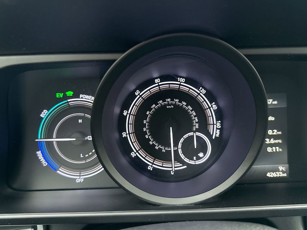 Used 2023 Hyundai Elantra Blue image 10