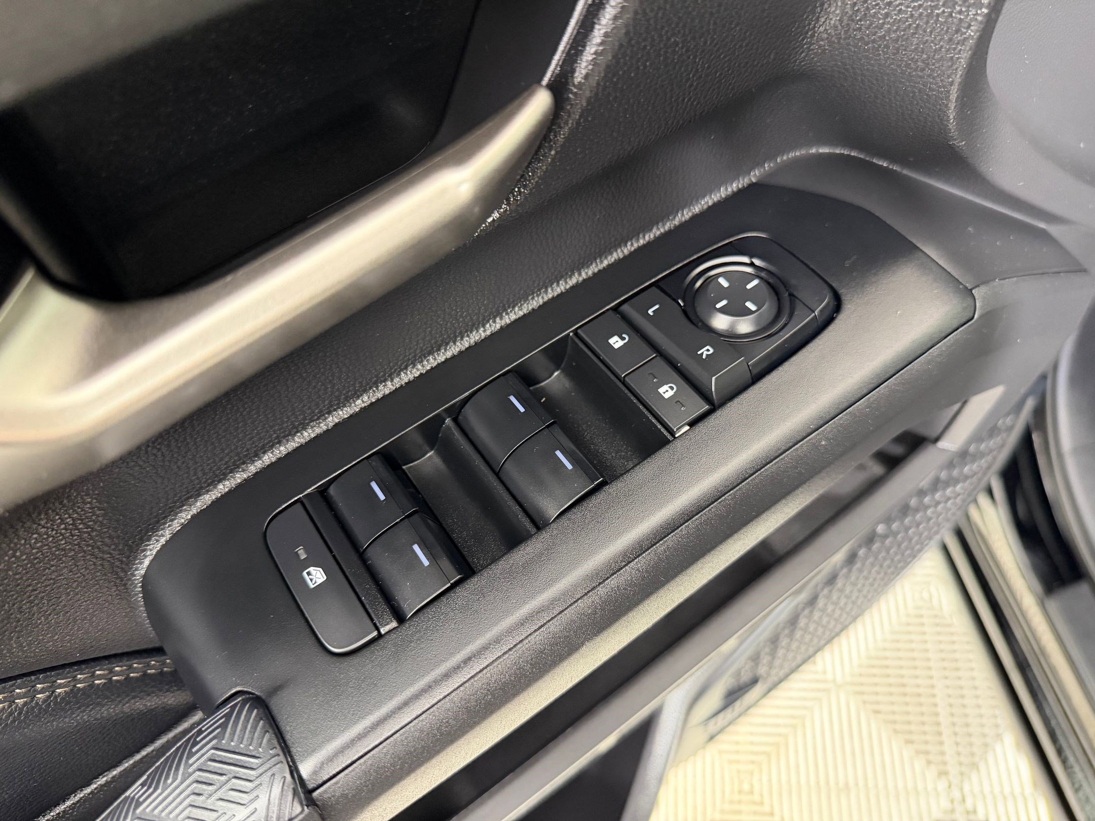Certified 2024 Toyota Tacoma Limited image 11