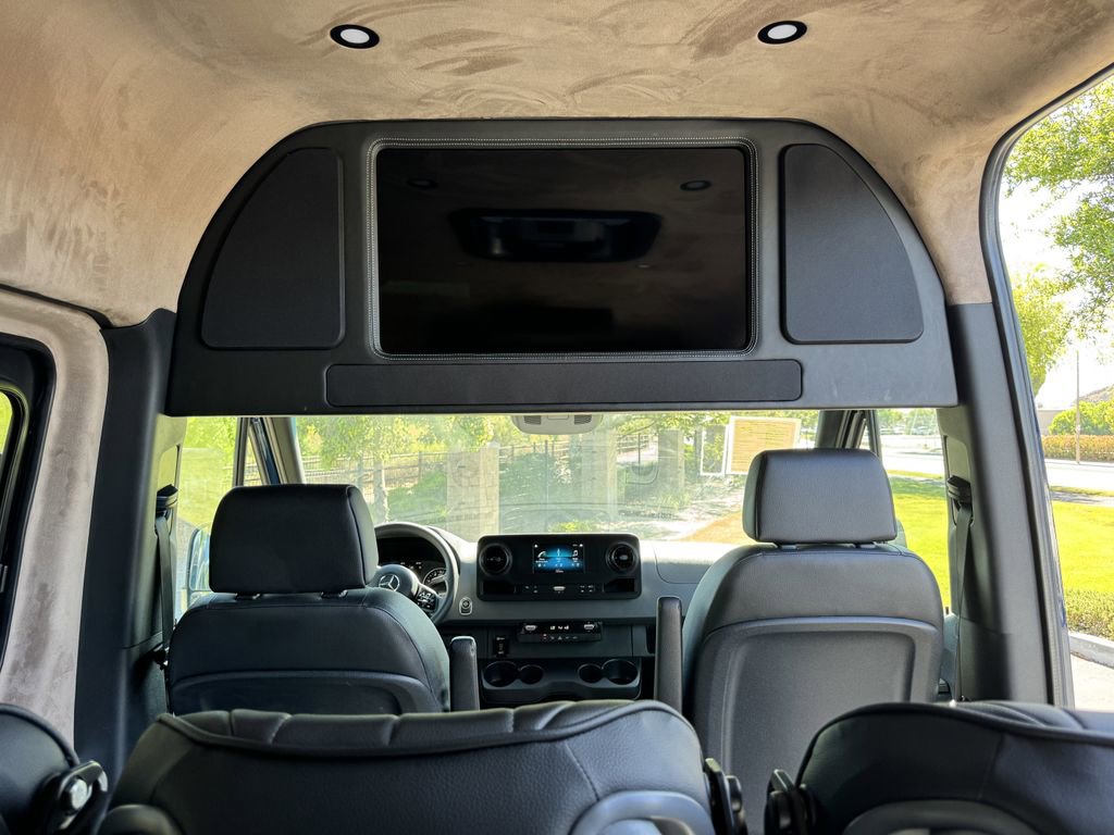Used 2023 Mercedes-Benz Sprinter 144 Cargo image 15
