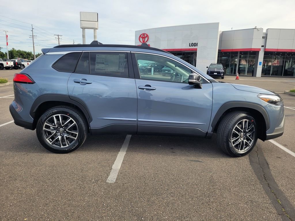 New 2026 Toyota Corolla Cross XLE image 4