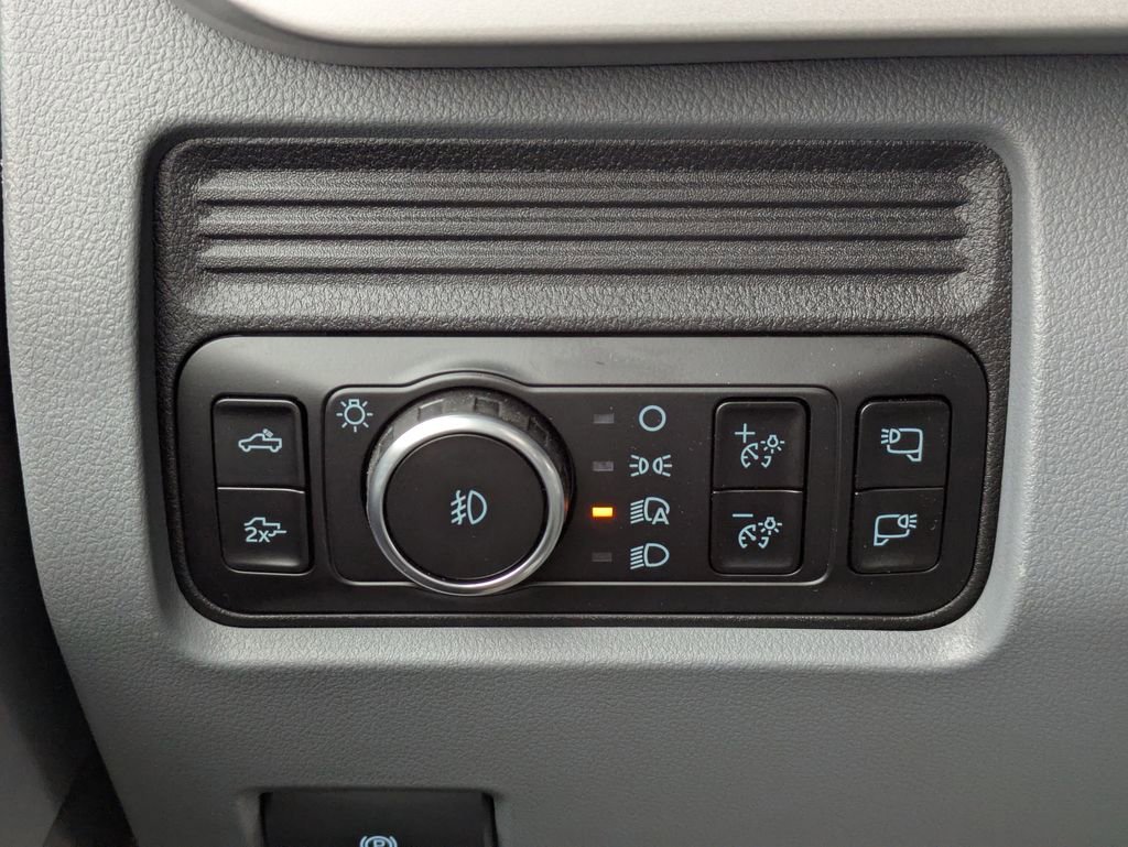 New 2026 Ford F250 XLT w/ XLT Premium Package image 27