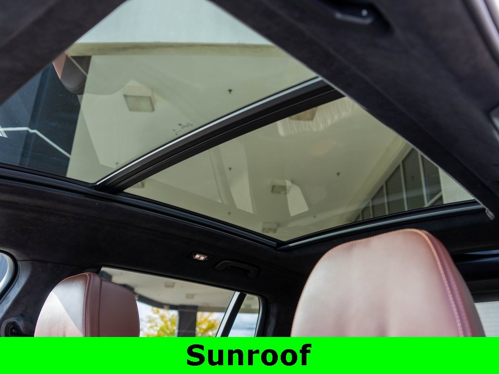 Used 2024 BMW X7 M60i image 6