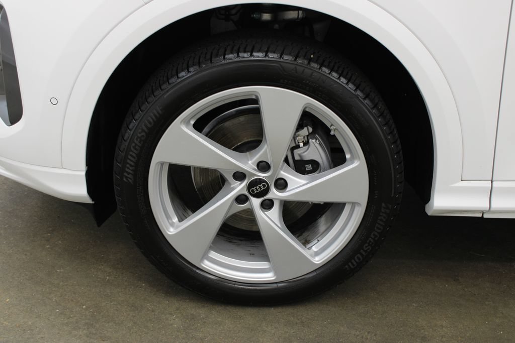 Used 2025 Audi Q5 Premium Plus AWD/4WD image 30