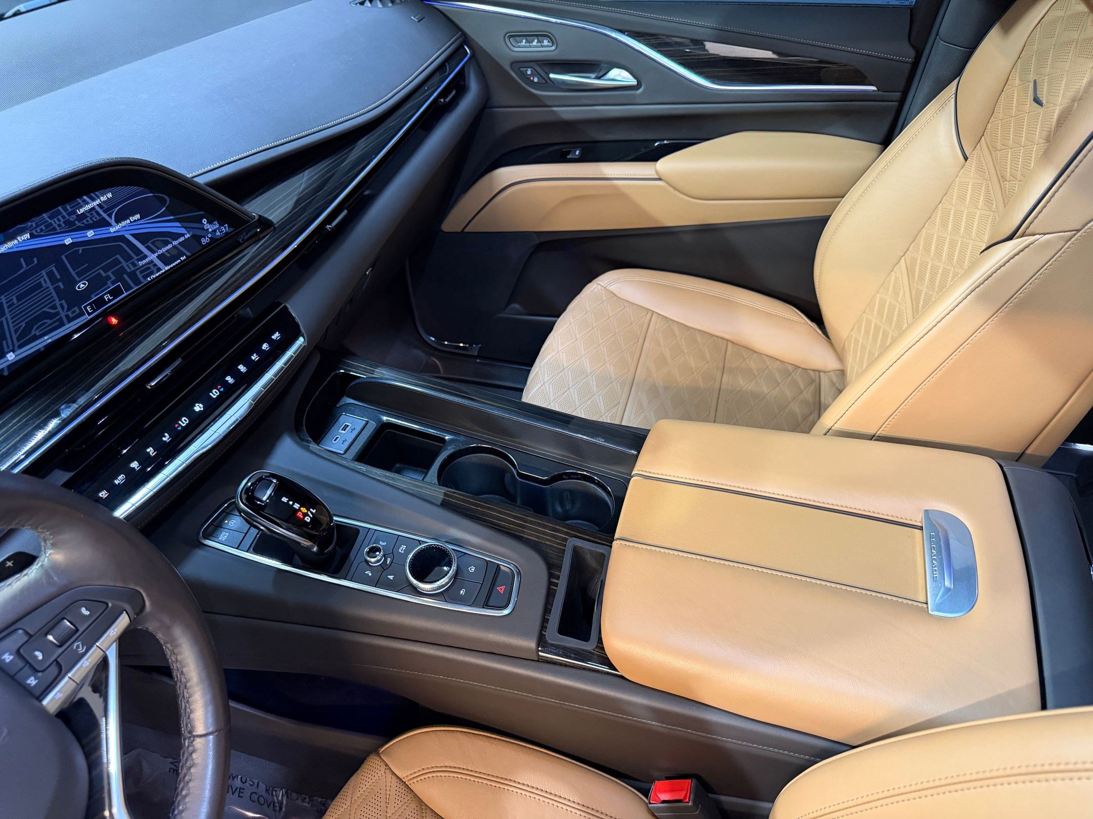 Certified 2023 Cadillac Escalade ESV Premium Luxury image 40