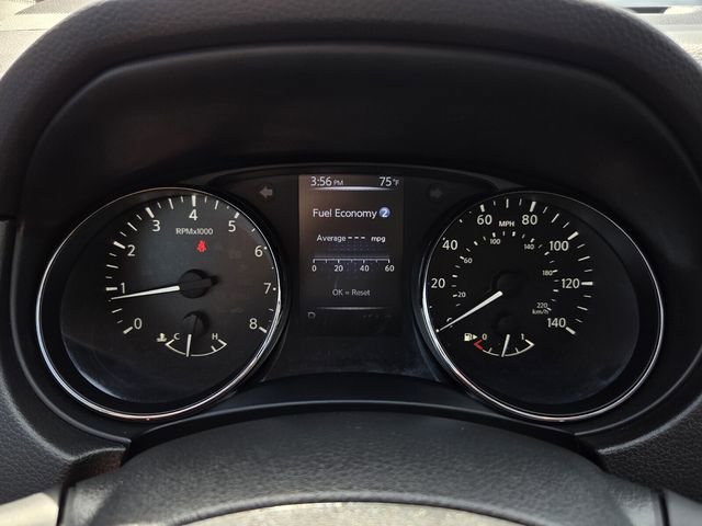 Used 2017 Nissan Rogue Sport S w/ S Appearance Package FWD image 25