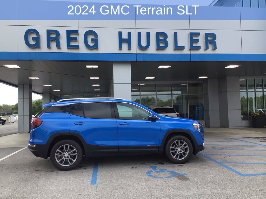 Used 2024 GMC Terrain SLT w/ LPO, Floor Liner Package AWD/4WD image 2