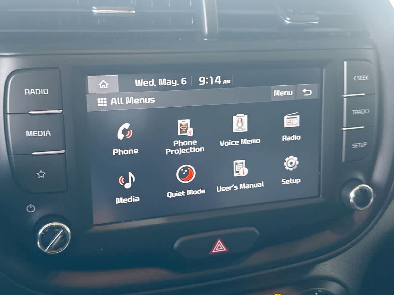 Used 2025 Kia Soul LX w/ LX Technology Package FWD image 18