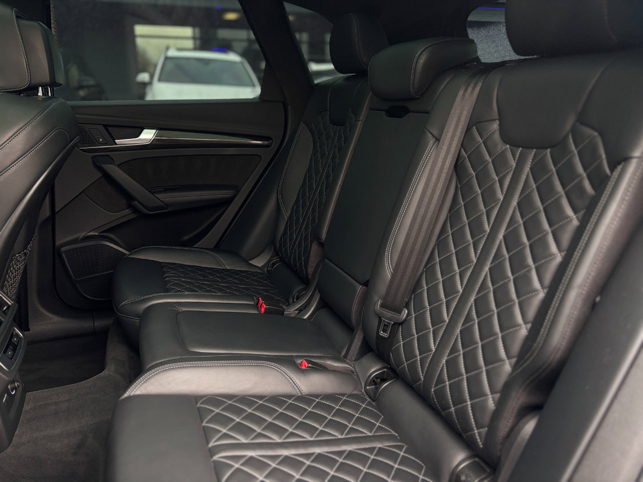 Used 2020 Audi SQ5 Premium Plus w/ Premium Plus Package image 21