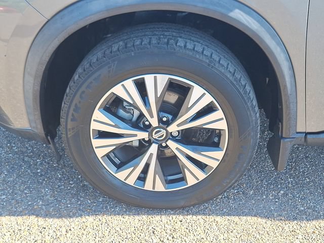 Used 2021 Nissan Rogue SV FWD image 14