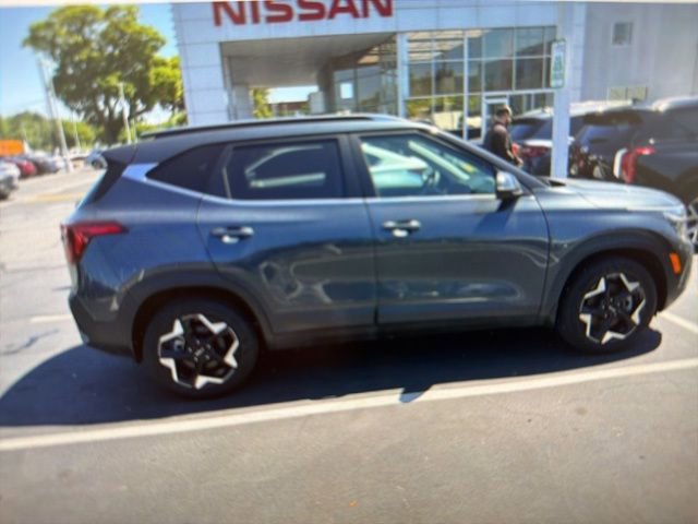 Used 2024 Kia Seltos EX image 29