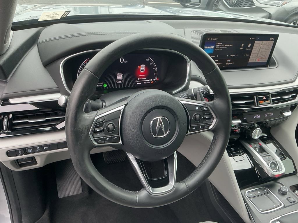 Used 2023 Acura MDX SH-AWD w/ Technology Package image 12