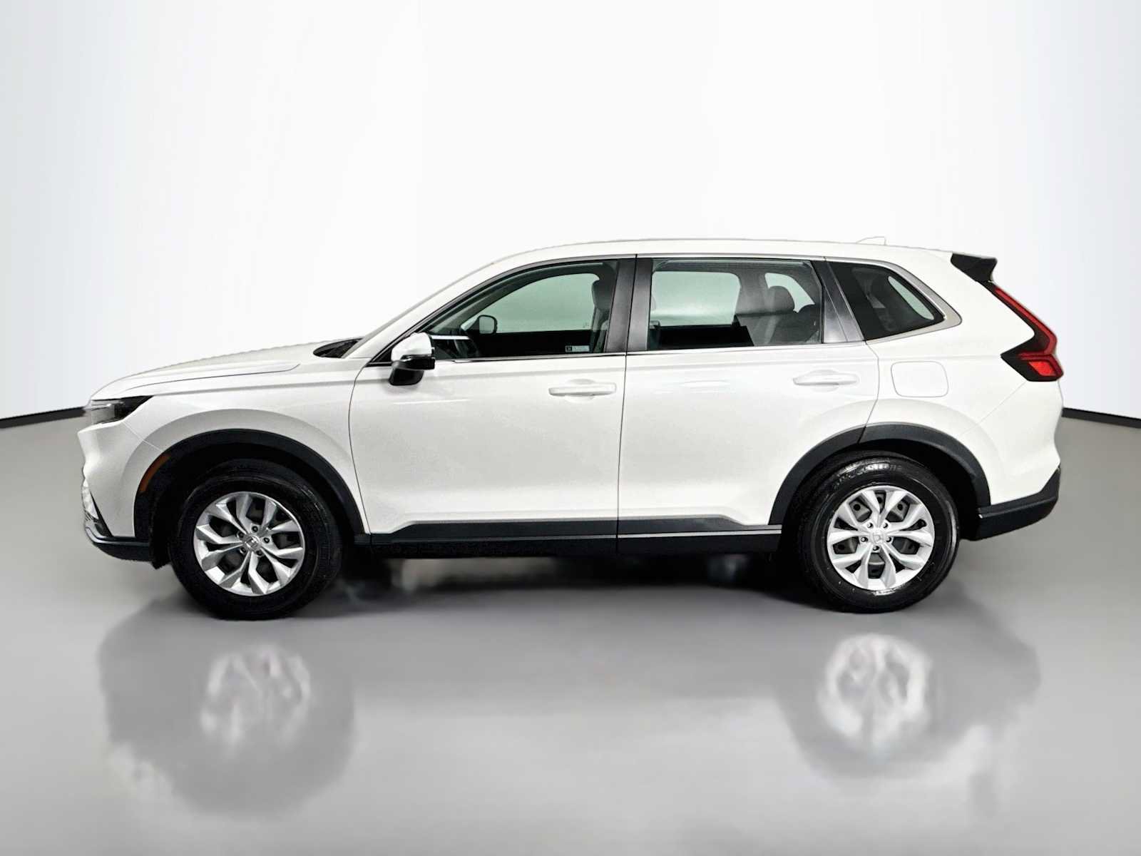 Used 2024 Honda CR-V LX image 3