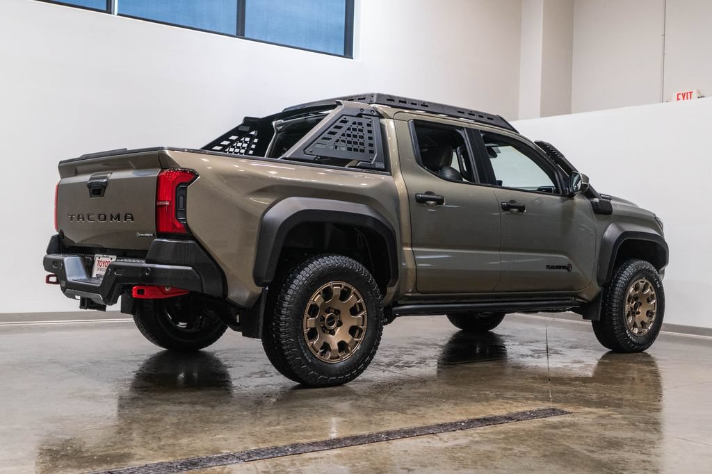 Used 2024 Toyota Tacoma 4x4 Double Cab Hybrid image 9