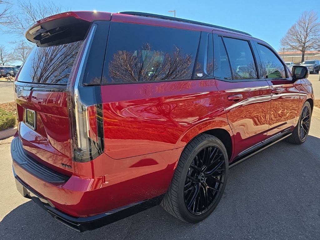 Used 2024 Cadillac Escalade Sport w/ LPO, ONYX Package image 6