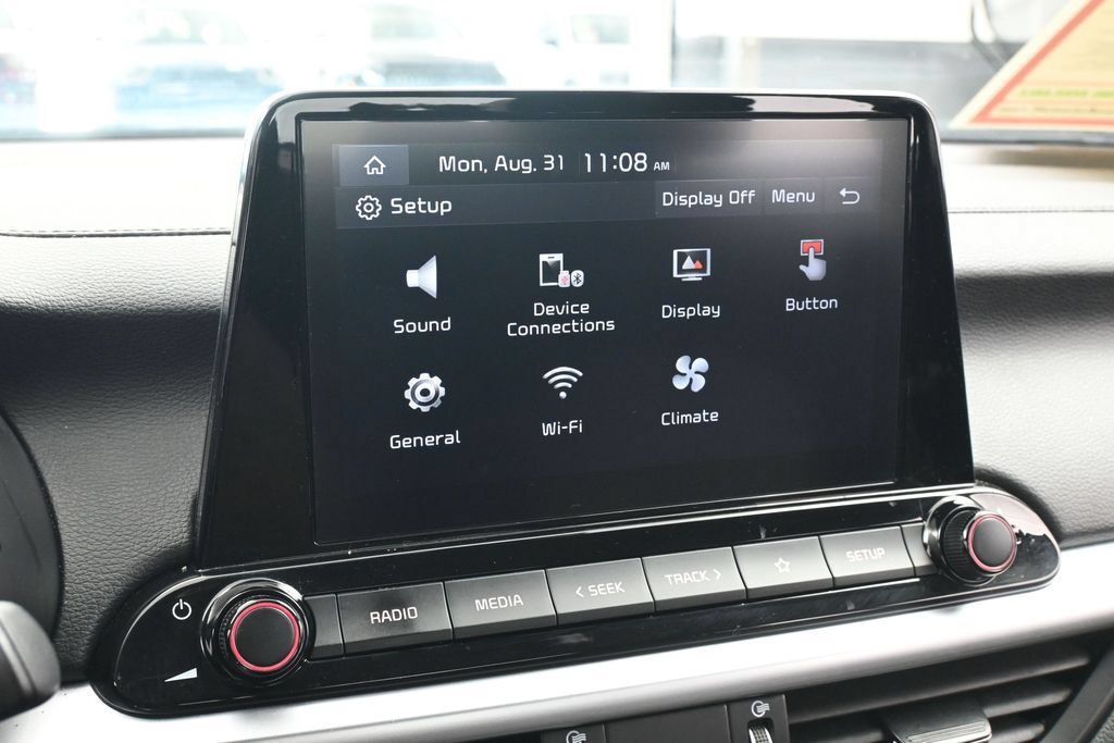 Used 2023 Kia Forte LXS w/ LXS Technology Package FWD image 18