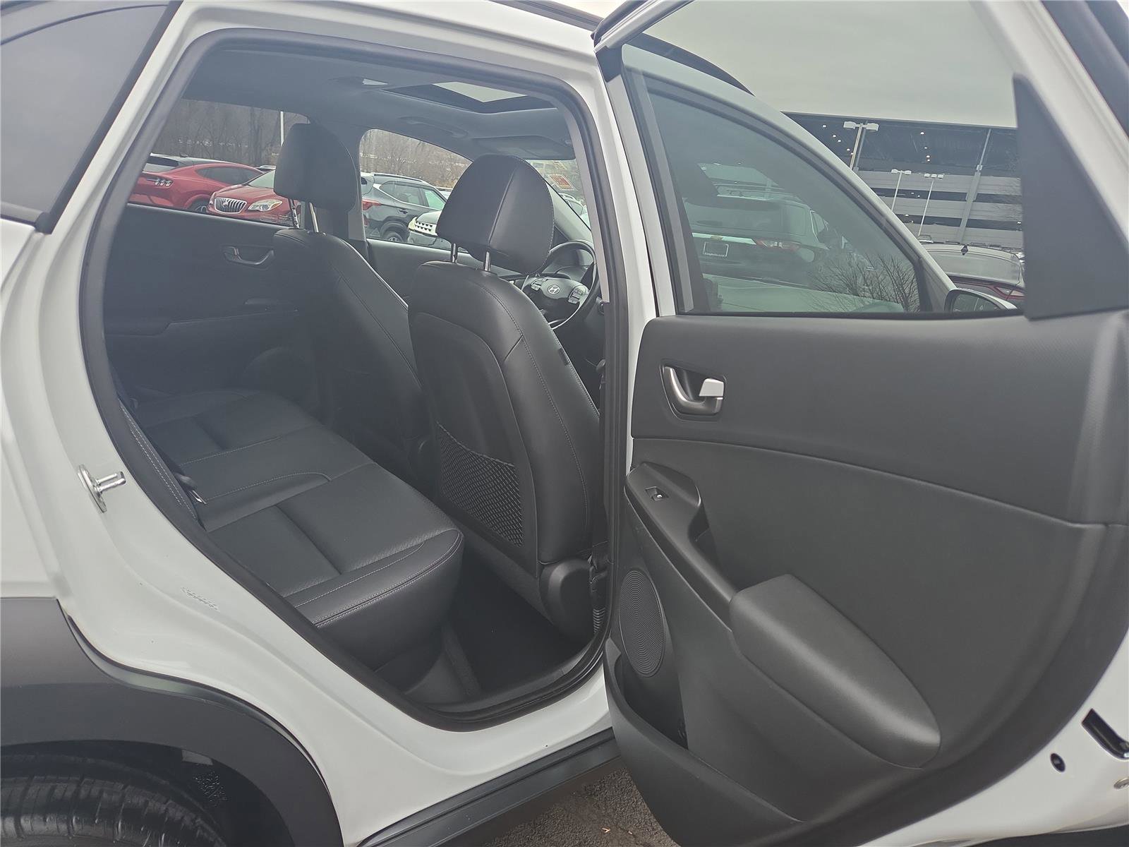 Used 2021 Hyundai Kona Limited w/ Cargo Package image 29