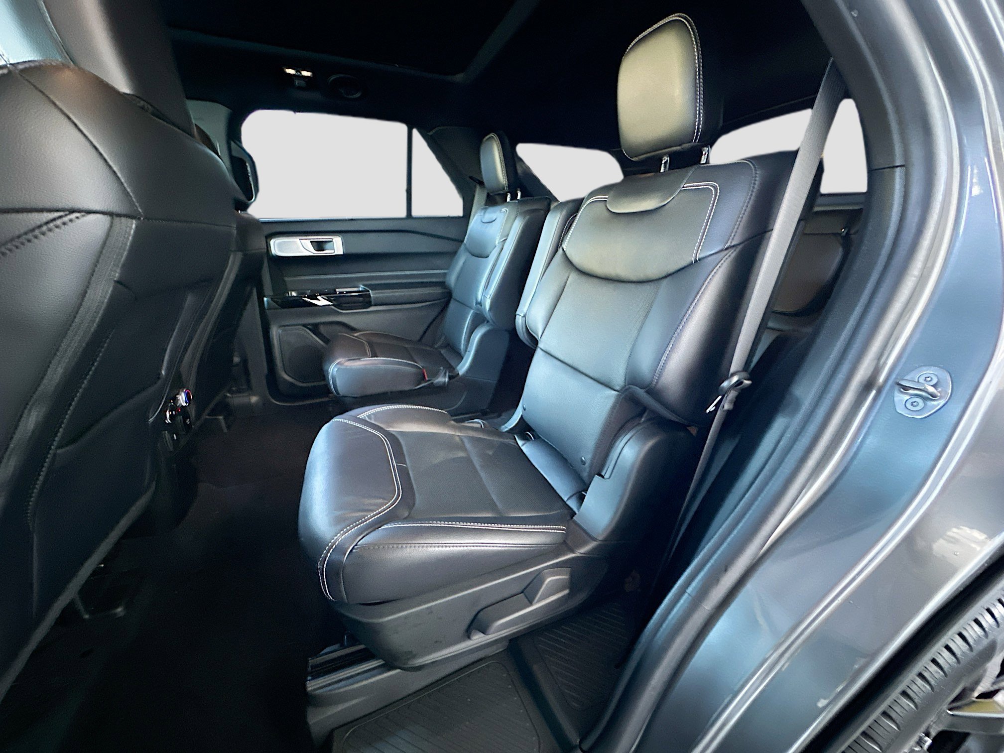 Used 2023 Ford Explorer ST w/ Equipment Group 401A image 26