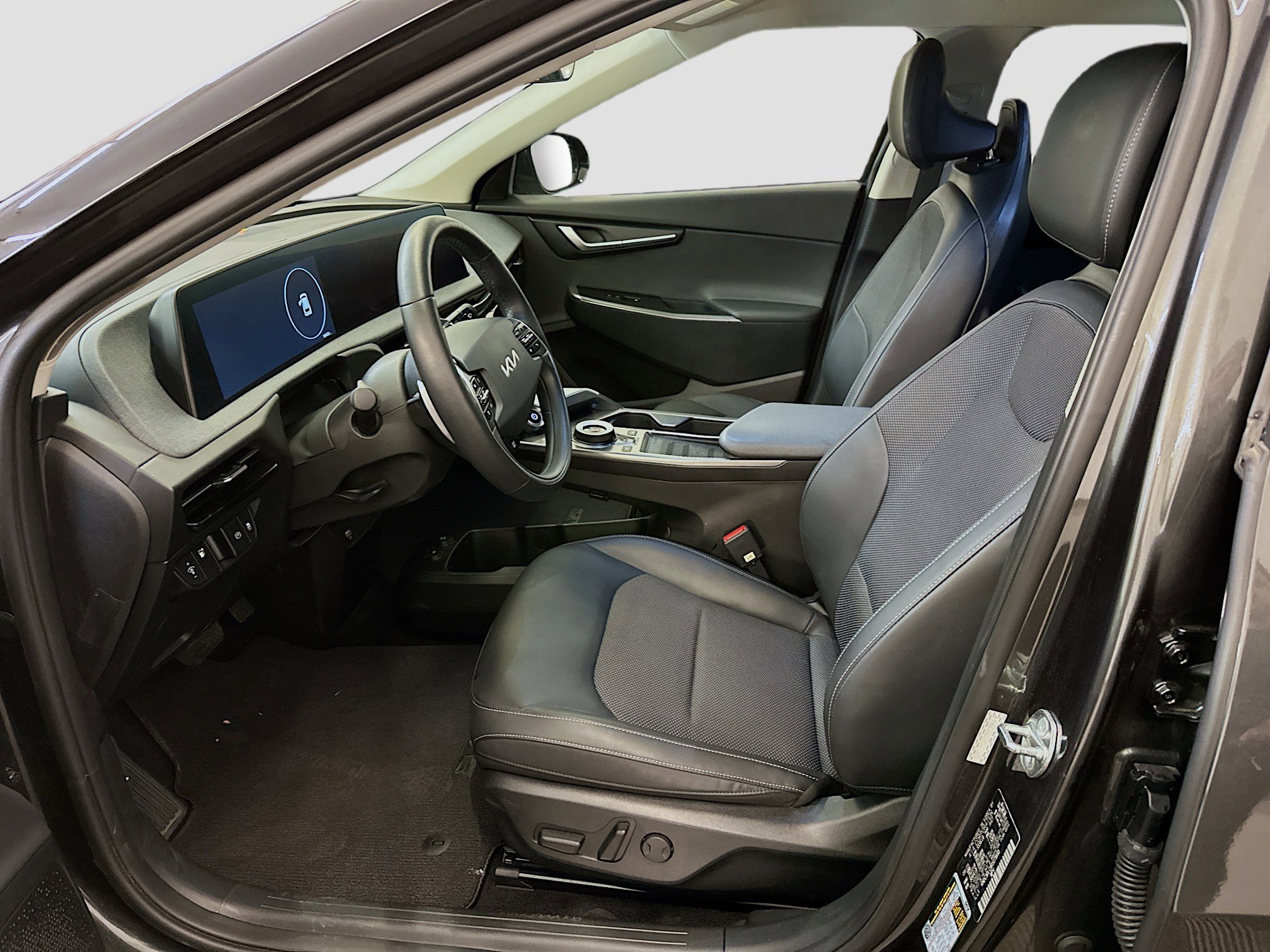 Used 2024 Kia EV6 Light image 13